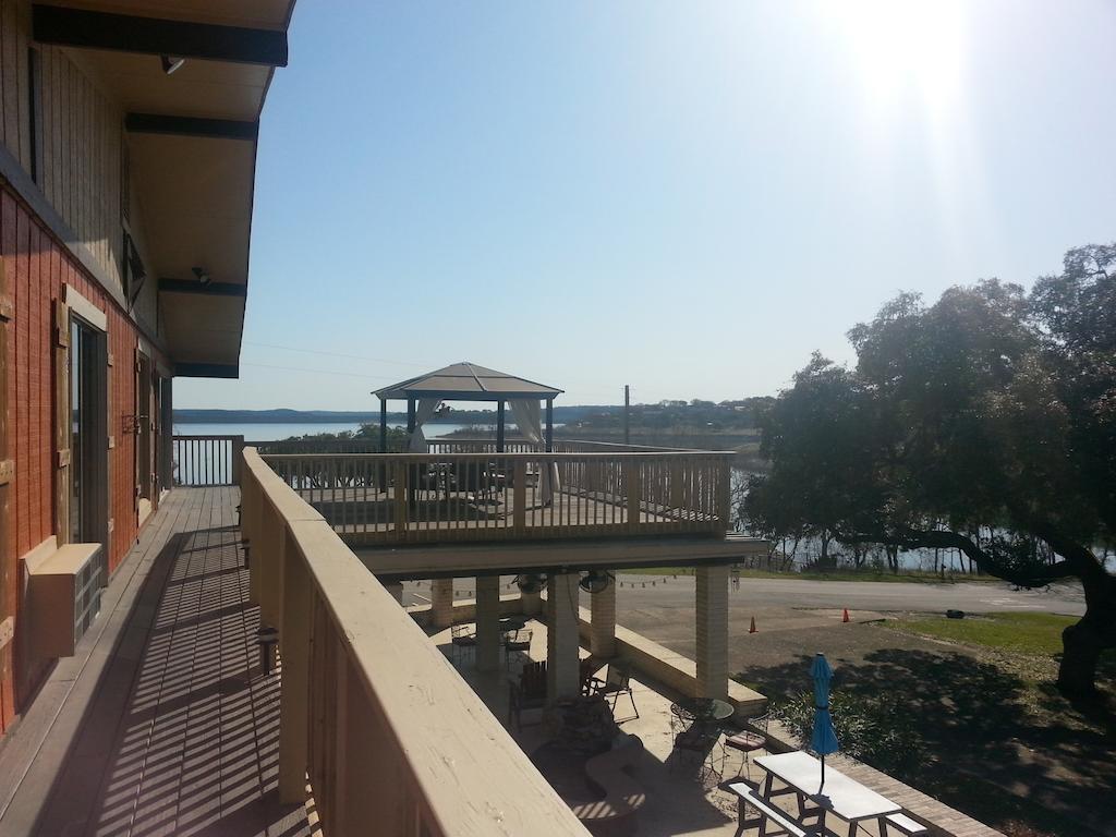 Lodge At Turkey Cove Canyon Lake Exterior foto