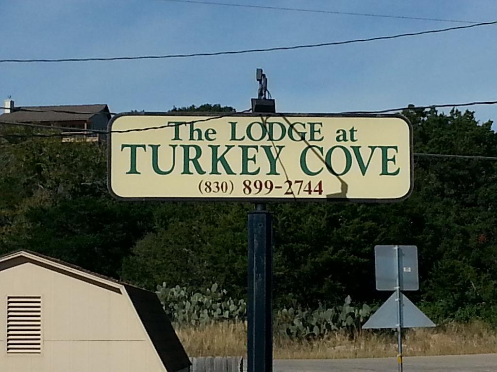 Lodge At Turkey Cove Canyon Lake Exterior foto
